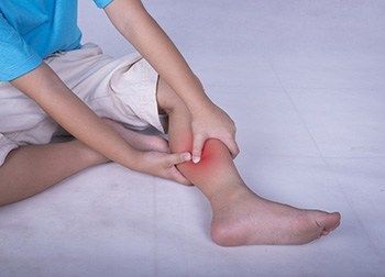 Не поднимается левая нога, когда на нее давишь сверху - советы врачей на каждый день