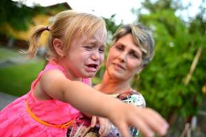 Ребенок часто плачет и истерит - советы врачей на каждый день