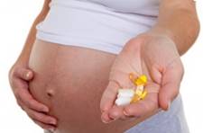 Желтые выделения на раннем сроке беременности - советы врачей на каждый день